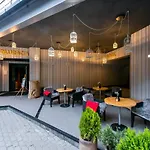 Veverica Otel